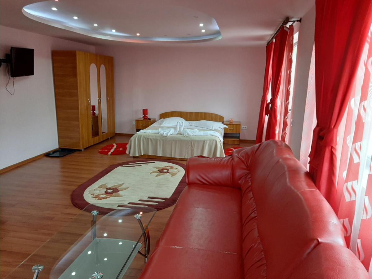 Vila Dolly Hotel Buşteni Esterno foto