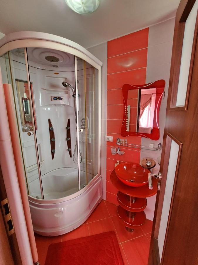 Vila Dolly Hotel Buşteni Esterno foto